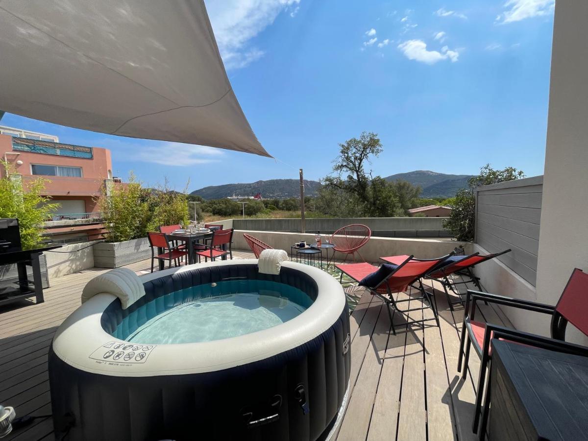Superbe Appartement Sur Le Port, Jacuzzi, Piscine Porto-Vecchio  Dış mekan fotoğraf